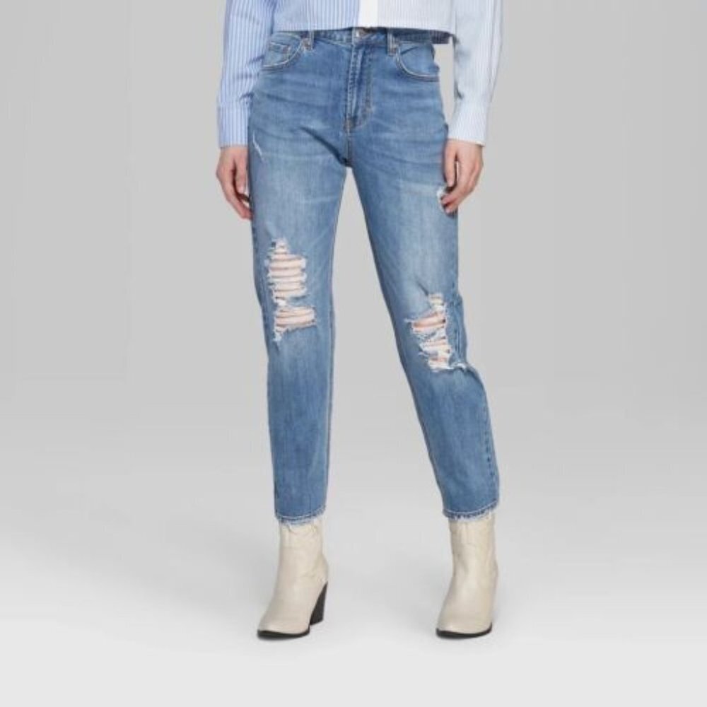 Wild Fable Distressed Mom Jeans in a Medium Wash Size 0